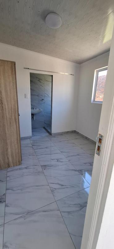 1 Bedroom Property for Sale in Ruyterwacht Western Cape